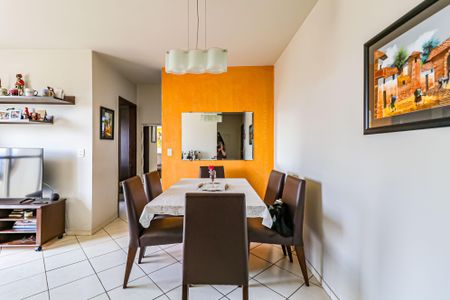 Apartamento à venda com 60m², 2 quartos e 1 vaga Apartamento à venda com 60m², 2 quartos e 1 vagaSala
