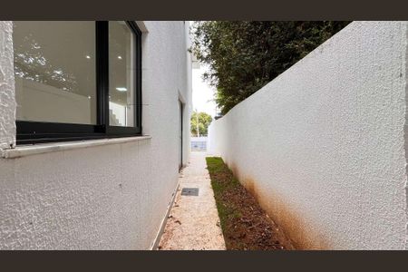 Casa à venda com 215m², 3 quartos e 2 vagas