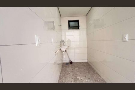 Casa à venda com 215m², 3 quartos e 2 vagas