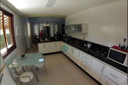 Apartamento à venda com 3 quartos, 89m² em Sion, Belo Horizonte
