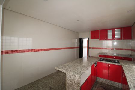 Casa à venda com 170m², 3 quartos e 3 vagasCozinha