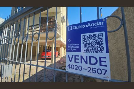 Apartamento à venda com 190m², 3 quartos e 2 vagas Apartamento à venda com 190m², 3 quartos e 2 vagasPlaquinha