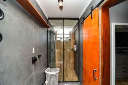 Apartamento à venda com 190m², 3 quartos e 2 vagas Apartamento à venda com 190m², 3 quartos e 2 vagasBanheiro da Suíte