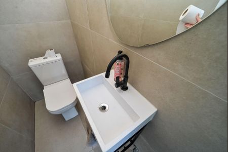 Apartamento à venda com 190m², 3 quartos e 2 vagas Apartamento à venda com 190m², 3 quartos e 2 vagasLavabo da Cobertura