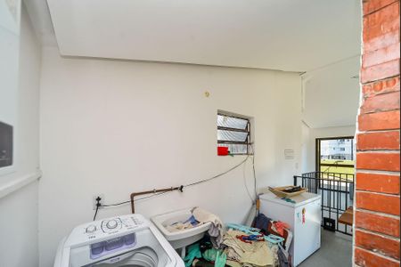 Apartamento à venda com 190m², 3 quartos e 2 vagas Apartamento à venda com 190m², 3 quartos e 2 vagasÁrea de Serviço