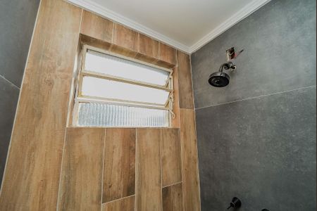 Apartamento à venda com 190m², 3 quartos e 2 vagas Apartamento à venda com 190m², 3 quartos e 2 vagasBanheiro Social