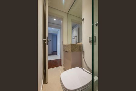 Apartamento à venda com 70m², 2 quartos e 1 vagaSuíte 1 - Banheiro