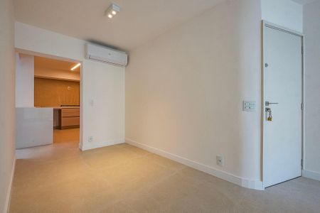 Apartamento à venda com 70m², 2 quartos e 1 vagaSala