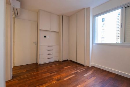 Apartamento à venda com 70m², 2 quartos e 1 vagaSuíte 2