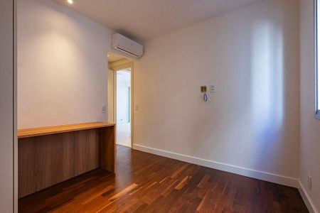 Apartamento à venda com 70m², 2 quartos e 1 vagaSuíte 1