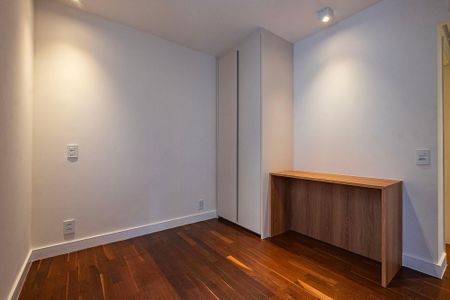 Apartamento à venda com 70m², 2 quartos e 1 vagaSuíte 1