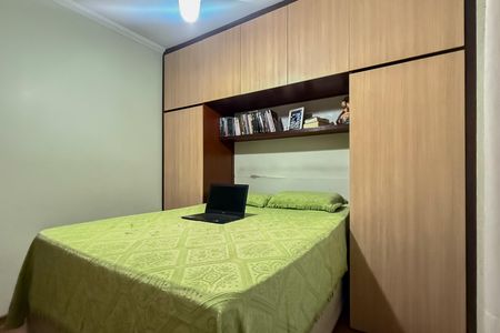 Apartamento à venda com 65m², 3 quartos e 1 vagaQuarto 2