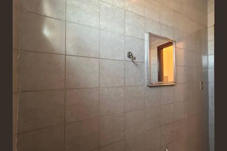 Apartamento para alugar com 55m², 2 quartos e sem vaga Apartamento para alugar com 55m², 2 quartos e sem vagaBanheiro