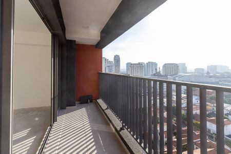 Studio para alugar com 31m², 1 quarto e sem vaga Studio para alugar com 31m², 1 quarto e sem vagaVaranda