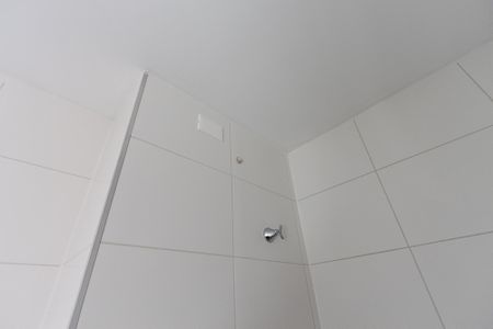 Studio para alugar com 31m², 1 quarto e sem vaga Studio para alugar com 31m², 1 quarto e sem vagaBanheiro Social