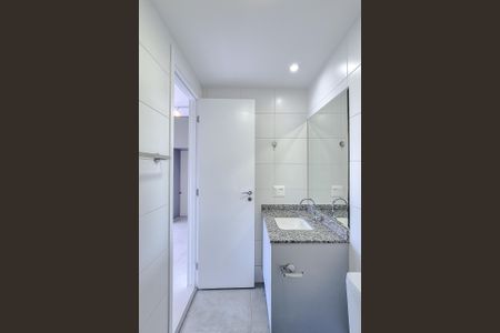 Banheiro Social de kitnet/studio à venda com 1 quarto, 31m² em Pompeia, São Paulo