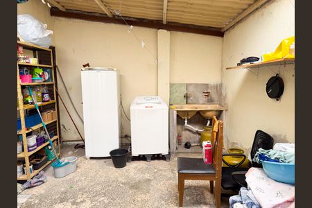 Casa à venda com 350m², 2 quartos e 2 vagasÁrea de Serviço