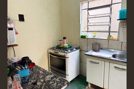 Casa à venda com 350m², 2 quartos e 2 vagasCozinha