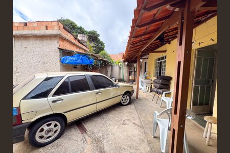 Casa à venda com 350m², 2 quartos e 2 vagasÁrea Externa