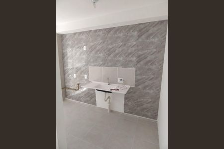 Cozinha de apartamento para alugar com 2 quartos, 60m² em Jardim das Margaridas, Salvador
