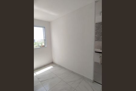 Sala de apartamento para alugar com 2 quartos, 60m² em Jardim das Margaridas, Salvador
