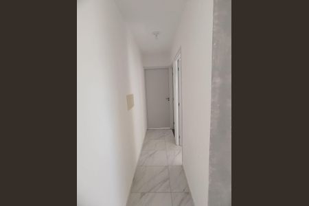 Corredor de apartamento para alugar com 2 quartos, 60m² em Jardim das Margaridas, Salvador