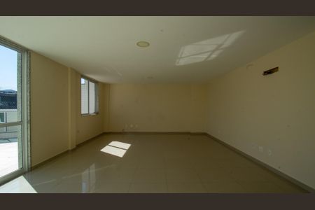 Apartamento para alugar com 350m², 3 quartos e 4 vagas Apartamento para alugar com 350m², 3 quartos e 4 vagasSala