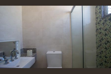 Apartamento para alugar com 350m², 3 quartos e 4 vagas Apartamento para alugar com 350m², 3 quartos e 4 vagasBanheiro da Suíte 2