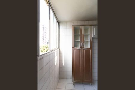 Apartamento à venda com 60m², 2 quartos e 1 vaga Apartamento à venda com 60m², 2 quartos e 1 vagaLavanderia