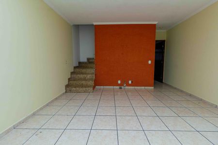 Casa de condomínio para alugar com 160m², 3 quartos e 2 vagas Casa de condomínio para alugar com 160m², 3 quartos e 2 vagasSala