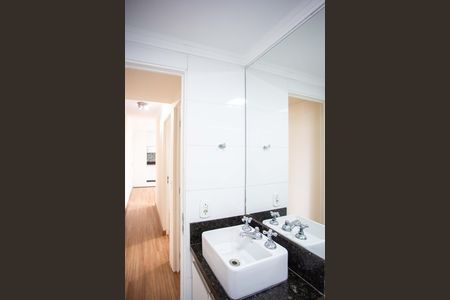 Apartamento para alugar com 43m², 2 quartos e sem vagaBanheiro
