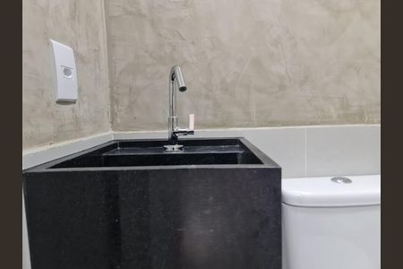 Apartamento à venda com 65m², 3 quartos e sem vagaBanheiro 1