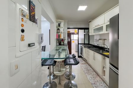 Apartamento à venda com 87m², 3 quartos e 2 vagasCozinha