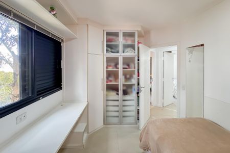 Apartamento à venda com 87m², 3 quartos e 2 vagasQuarto 1