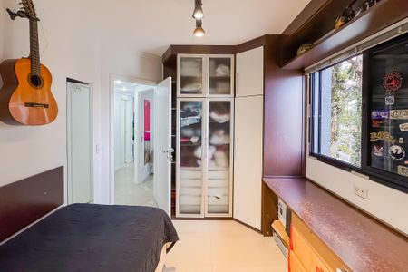 Apartamento à venda com 87m², 3 quartos e 2 vagasQuarto 2