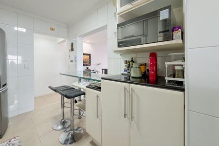 Apartamento à venda com 87m², 3 quartos e 2 vagasCozinha