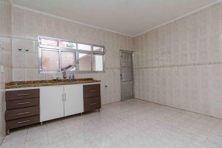 Casa de condomínio para alugar com 160m², 3 quartos e 2 vagas Casa de condomínio para alugar com 160m², 3 quartos e 2 vagasCozinha