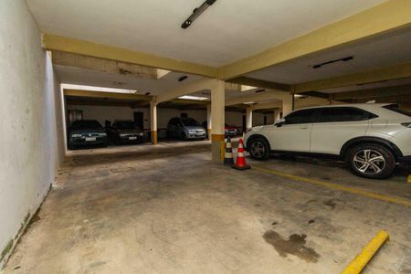 Casa de condomínio para alugar com 160m², 3 quartos e 2 vagas Casa de condomínio para alugar com 160m², 3 quartos e 2 vagasGaragem