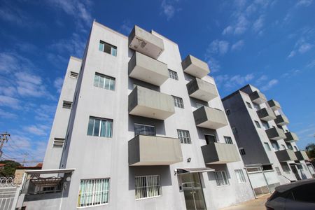 Apartamento para alugar com 68m², 2 quartos e 2 vagasFachada
