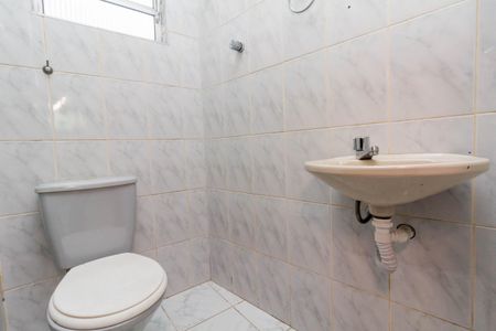 Casa de condomínio para alugar com 160m², 3 quartos e 2 vagasBanheiro Social