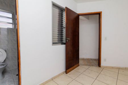 Casa de condomínio para alugar com 160m², 3 quartos e 2 vagasSuíte 2