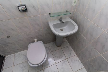 Casa de condomínio para alugar com 160m², 3 quartos e 2 vagasBanheiro da Suíte 1