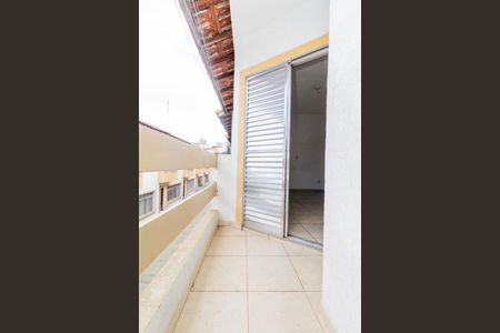 Casa de condomínio para alugar com 160m², 3 quartos e 2 vagasVaranda