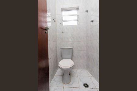 Casa de condomínio para alugar com 160m², 3 quartos e 2 vagasBanheiro Social
