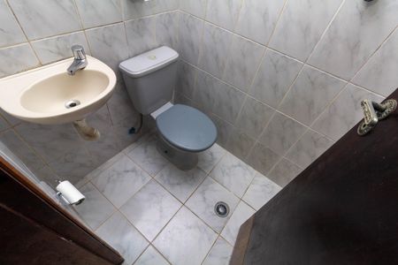 Casa de condomínio para alugar com 160m², 3 quartos e 2 vagasBanheiro 3