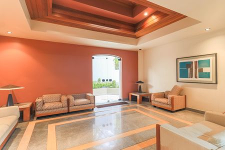 Apartamento à venda com 273m², 4 quartos e 3 vagas Apartamento à venda com 273m², 4 quartos e 3 vagasÁrea comum - Salão de festas