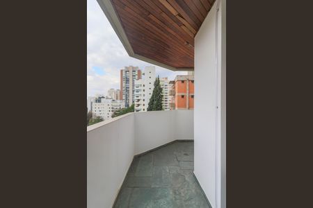 Apartamento à venda com 273m², 4 quartos e 3 vagas Apartamento à venda com 273m², 4 quartos e 3 vagasVaranda da Suíte 1