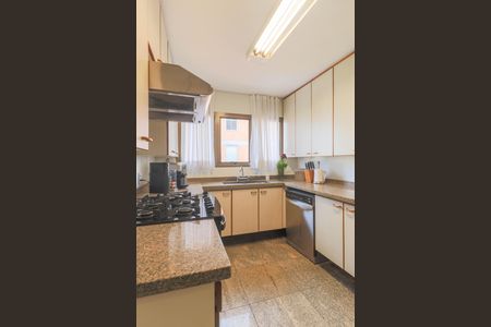 Apartamento à venda com 273m², 4 quartos e 3 vagas Apartamento à venda com 273m², 4 quartos e 3 vagasCozinha