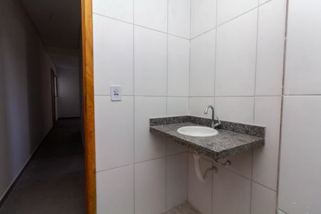 Apartamento à venda com 44m², 2 quartos e 1 vaga Apartamento à venda com 44m², 2 quartos e 1 vagaBanheiro