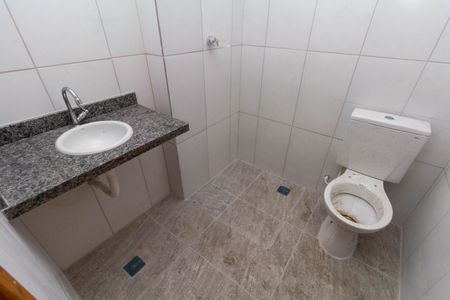 Apartamento à venda com 44m², 2 quartos e 1 vaga Apartamento à venda com 44m², 2 quartos e 1 vagaBanheiro